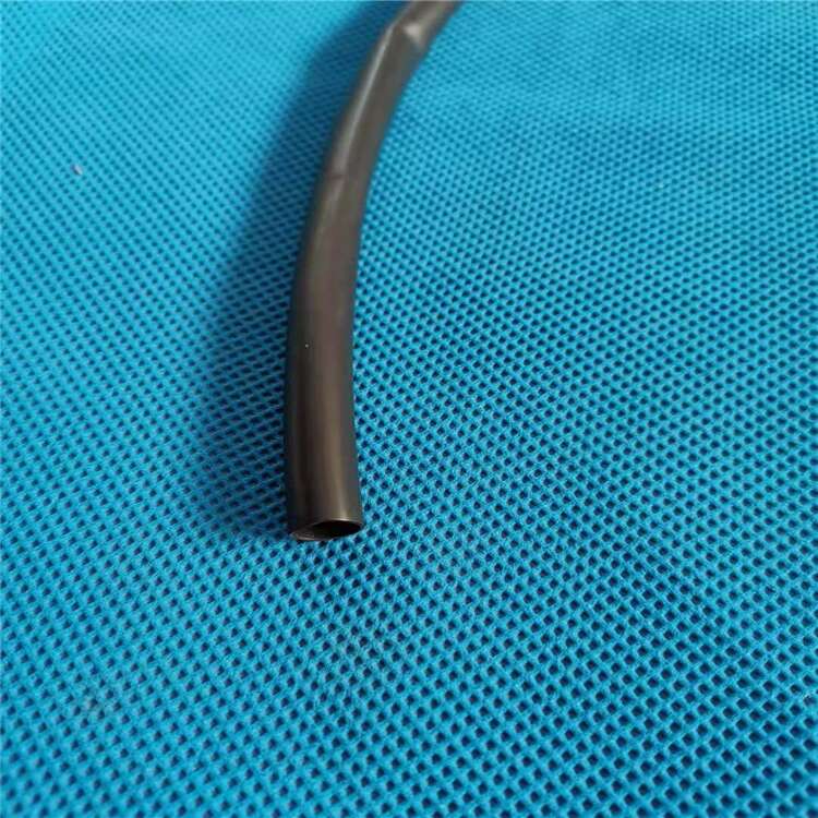 氟橡胶热缩管在加热炉周边的安全防护作用 